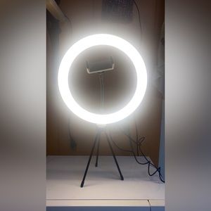 Ring light